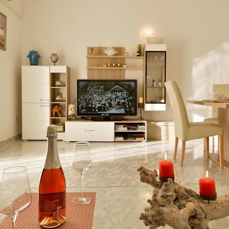 Apartments Villa Rosi أوماغ المظهر الخارجي الصورة