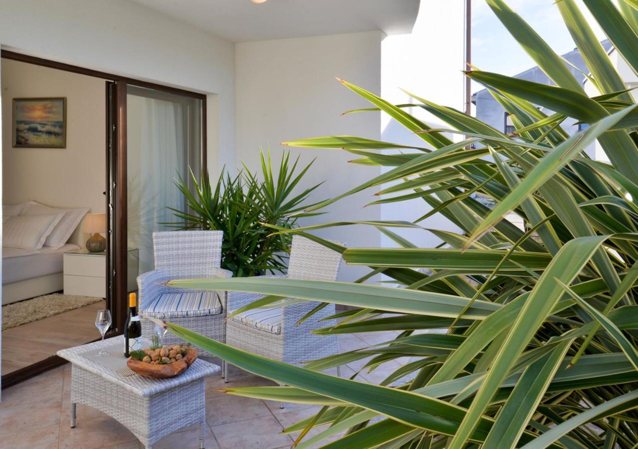 Apartments Villa Rosi أوماغ المظهر الخارجي الصورة