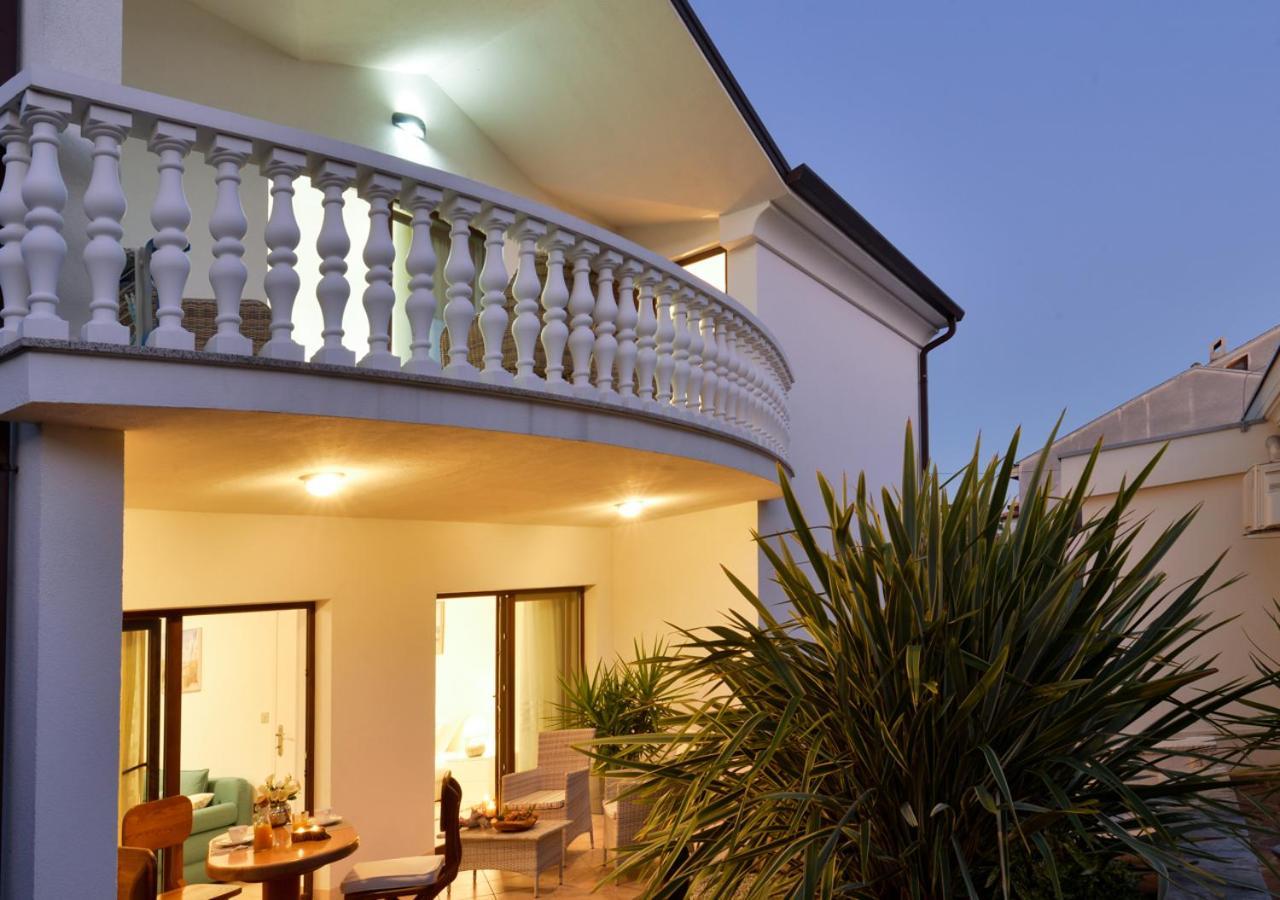 Apartments Villa Rosi أوماغ المظهر الخارجي الصورة