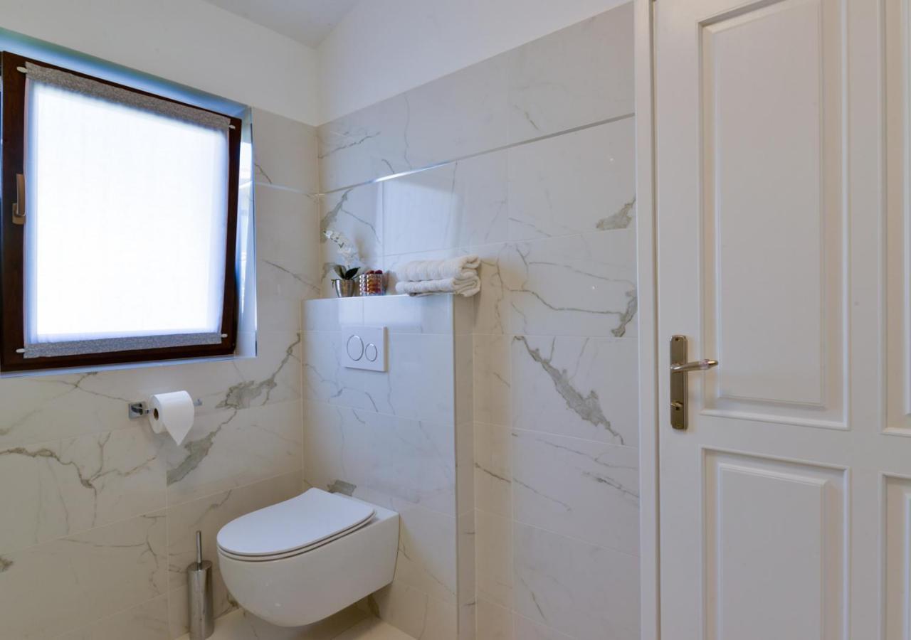 Apartments Villa Rosi أوماغ المظهر الخارجي الصورة